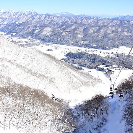 Hakuba Tsugaike Sunrise Tanne Hotel Otari Exterior photo